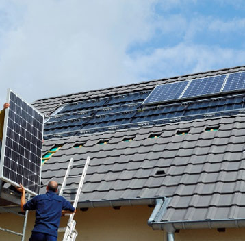 太陽能電池板的性能及壽命？