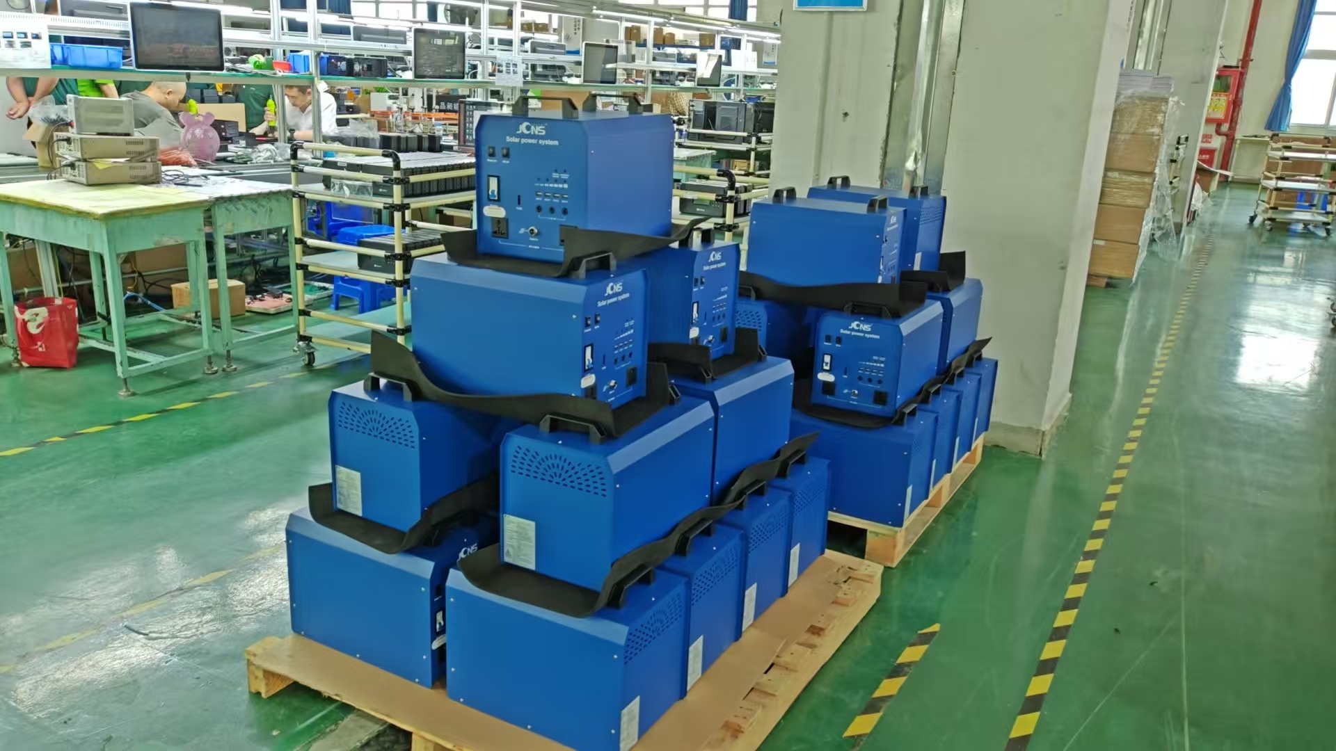 產(chǎn)品型號 FS019：1800W  1200WH 太陽能小系統(tǒng)